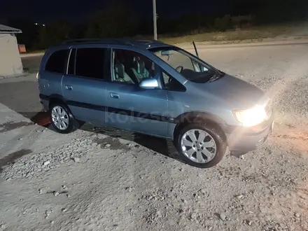 Opel Zafira 2004 года за 2 000 000 тг. в Семей – фото 2