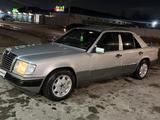 Mercedes-Benz E 260 1990 года за 750 000 тг. в Тараз – фото 4