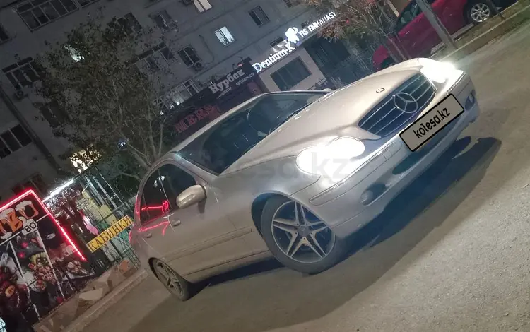 Mercedes-Benz C 240 2001 годаfor2 800 000 тг. в Атырау