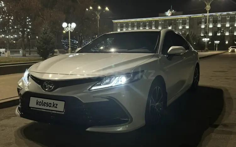 Toyota Camry 2022 годаfor15 000 000 тг. в Шымкент