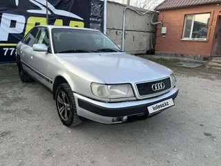 Audi 100