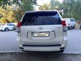 Toyota Land Cruiser Prado 2010 годаүшін15 000 000 тг. в Уральск – фото 3