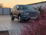 Hyundai Tucson 2018 года за 10 000 000 тг. в Атырау – фото 2