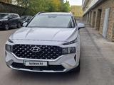 Hyundai Santa Fe 2021 года за 16 000 000 тг. в Астана