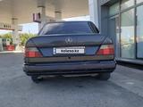 Mercedes-Benz E 230 1993 года за 600 000 тг. в Кызылорда – фото 3