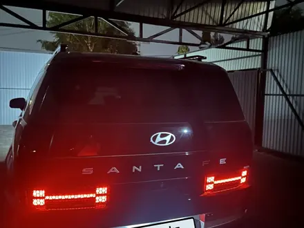 Hyundai Santa Fe 2024 года за 22 500 000 тг. в Алматы – фото 17