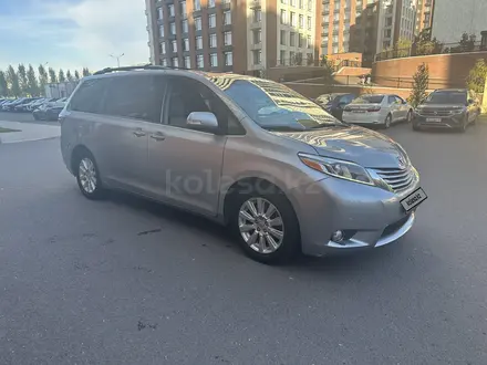 Toyota Sienna 2015 года за 14 300 000 тг. в Астана – фото 12