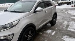Kia Sportage 2014 года за 7 700 000 тг. в Актобе – фото 2