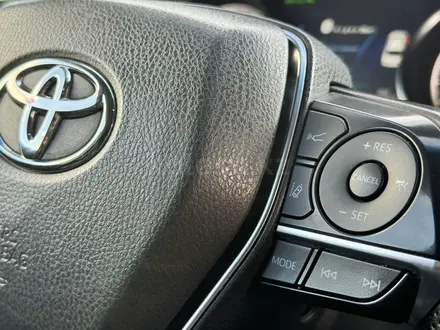 Toyota Camry 2019 года за 14 500 000 тг. в Шымкент – фото 6