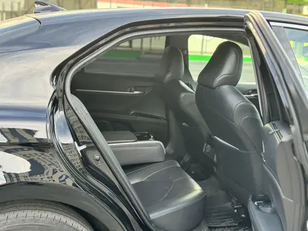 Toyota Camry 2019 года за 14 500 000 тг. в Шымкент – фото 3