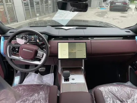 Land Rover Range Rover 2023 года за 91 627 200 тг. в Алматы – фото 7