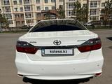Toyota Camry 2015 года за 11 700 000 тг. в Астана – фото 3