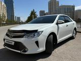 Toyota Camry 2015 года за 11 700 000 тг. в Астана – фото 5