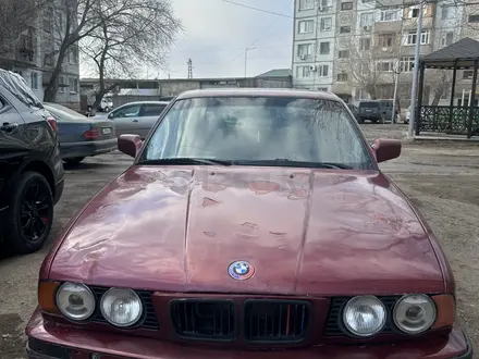 BMW 520 1991 года за 1 350 000 тг. в Жезказган