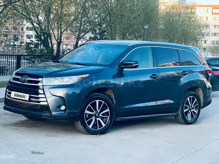 Toyota Highlander 2019 года за 16 000 000 тг. в Астана – фото 13