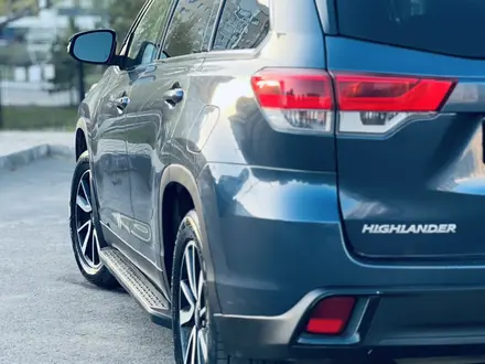 Toyota Highlander 2019 года за 16 000 000 тг. в Астана – фото 2