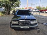 Mercedes-Benz E 220 1995 годаfor2 200 000 тг. в Шымкент