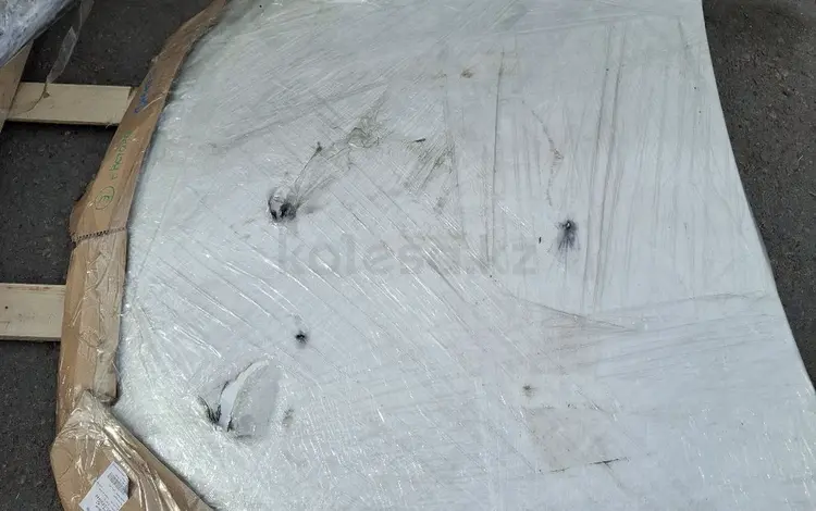 Капот за 90 000 тг. в Астана