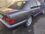 Mercedes-Benz E 280 1996 годаүшін2 500 000 тг. в Костанай – фото 3