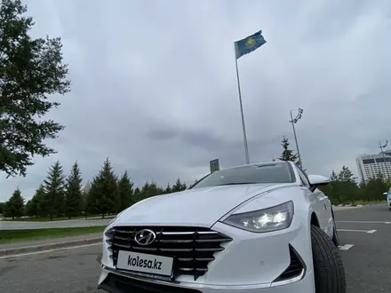 Hyundai Sonata 2023 года за 13 500 000 тг. в Астана – фото 4