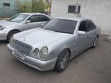 Mercedes-Benz E 280 1996 года за 2 200 000 тг. в Астана – фото 2