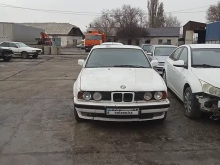 BMW 525 1991 года за 1 000 000 тг. в Талдыкорган – фото 2