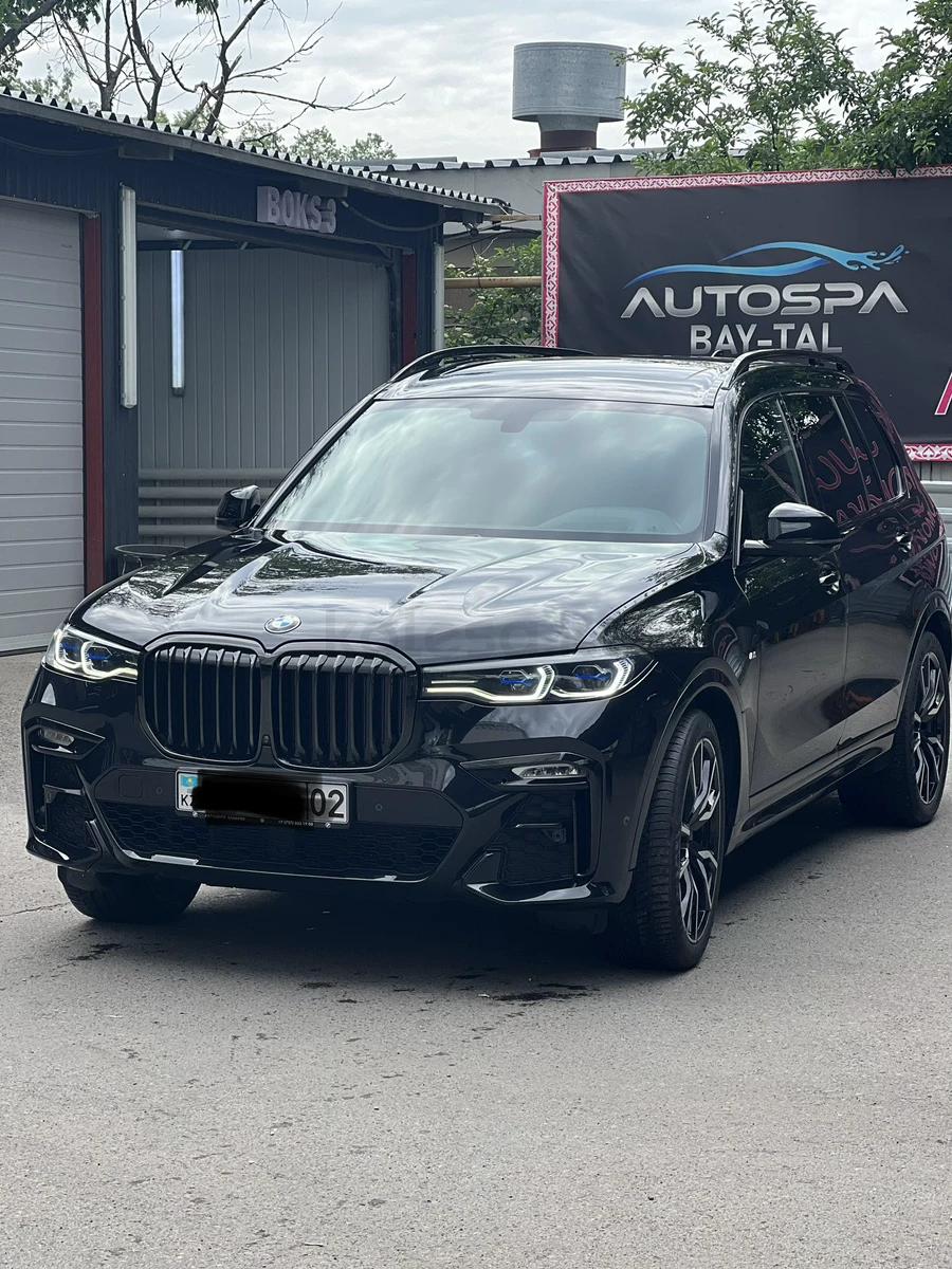 BMW X7 2020 г.