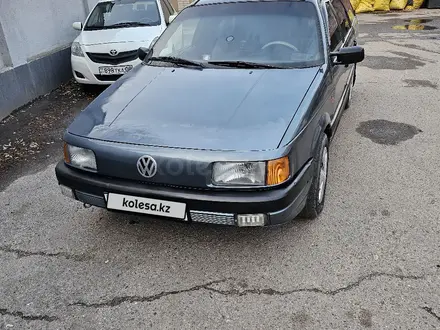 Volkswagen Passat 1990 года за 1 300 000 тг. в Тараз