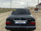 Mercedes-Benz E 220 1994 годаүшін1 550 000 тг. в Айтеке би – фото 4