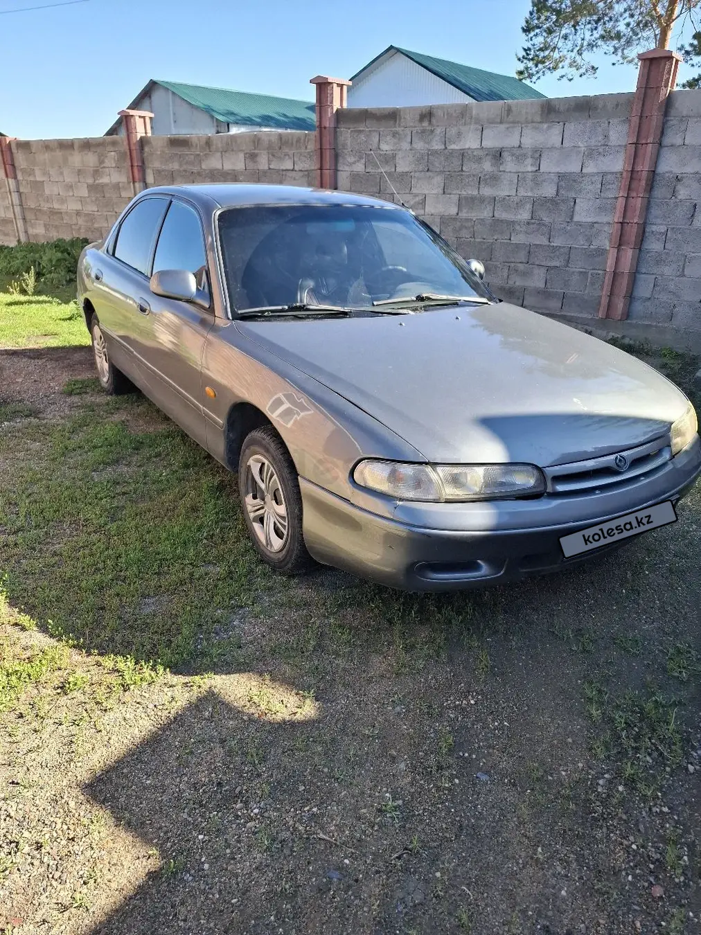 Mazda 626, 1990
