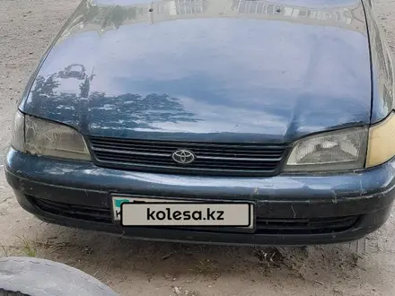 Toyota Carina E 1995 года за 1 300 000 тг. в Семей