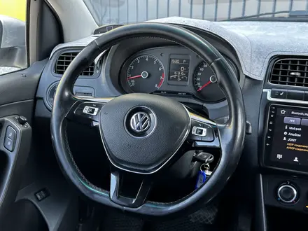Volkswagen Polo 2015 года за 6 050 000 тг. в Актобе – фото 9