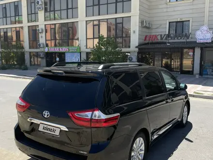 Toyota Sienna 2015 года за 11 000 000 тг. в Атырау – фото 3