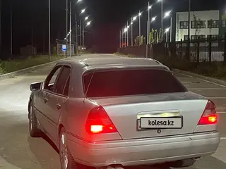 Mercedes-Benz C-Class, 1995