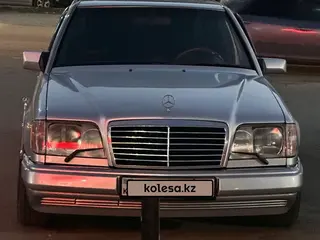 Mercedes-Benz E 320