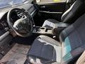 Toyota Camry 2015 года за 9 250 000 тг. в Атырау – фото 12