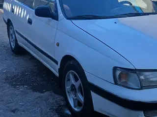 Toyota Carina E