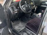 Toyota Land Cruiser 2012 года за 20 500 000 тг. в Атырау – фото 4