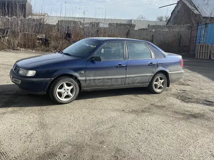 Volkswagen Passat 1994 года за 3 000 000 тг. в Семей