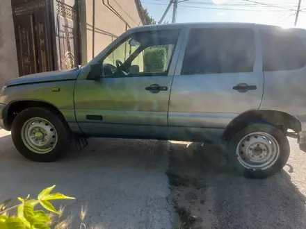 Chevrolet Niva 2007 года за 1 600 000 тг. в Шымкент – фото 12