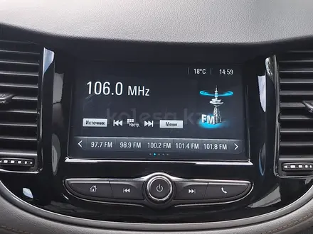 Chevrolet Tracker 2020 года за 5 980 000 тг. в Алматы – фото 22