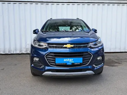 Chevrolet Tracker 2020 года за 5 980 000 тг. в Алматы – фото 2