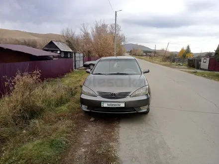 Toyota Camry 2005 года за 5 190 000 тг. в Риддер