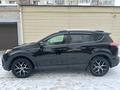 Toyota RAV4 2016 года за 10 900 000 тг. в Актобе – фото 4
