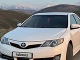 Toyota Camry 2014 года за 8 450 000 тг. в Алматы – фото 2