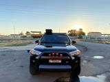 Toyota 4Runner 2018 года за 20 000 000 тг. в Жанаозен – фото 2