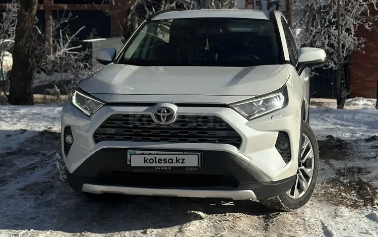 Toyota RAV4 2021 годаүшін16 350 000 тг. в Астана