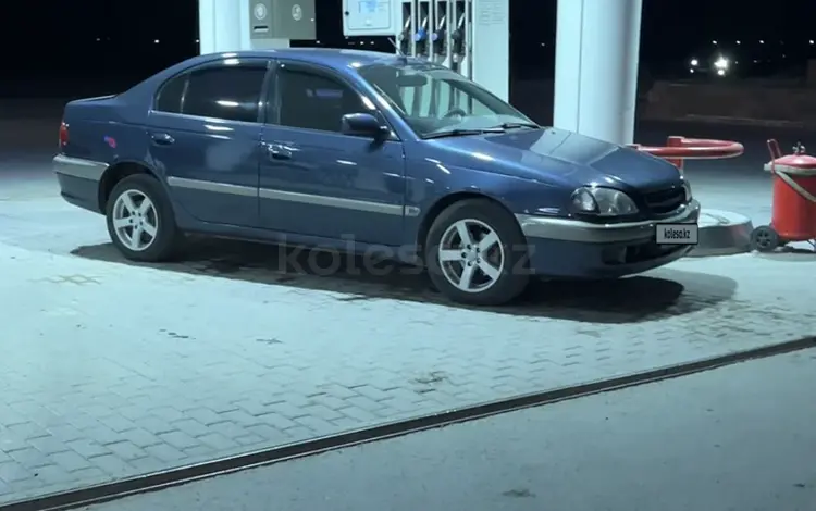 Toyota Avensis 1999 годаfor2 400 000 тг. в Аягоз