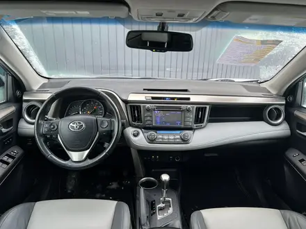 Toyota RAV4 2013 года за 9 950 000 тг. в Актобе – фото 10