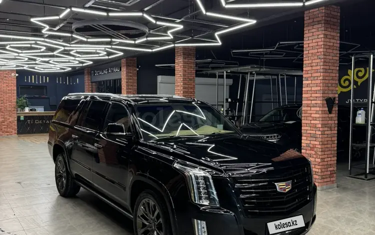 Cadillac Escalade 2019 годаүшін28 000 000 тг. в Атырау